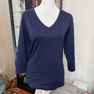 Judy P navy blue V-neck shirt 3/4 sleeves size medium